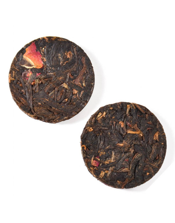 Червоний чай з трояндою